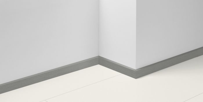 Põrandaliist MDF hõbedane 16 x 40 x 2570 mm