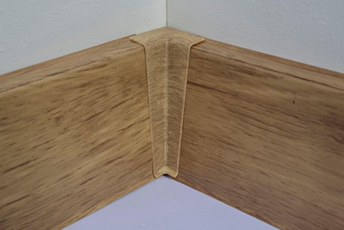 Põrandaliistu sisenurk PVC Celtic Oak 22 x 75 mm