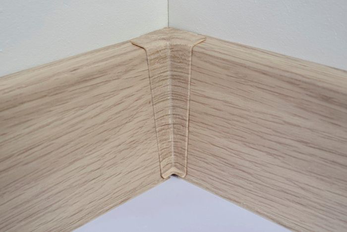 Põrandaliistu sisenurk PVC Alcanta Oak 22 x 75 mm